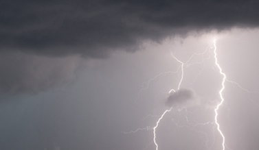 Tips on how to protect yourself from lightning